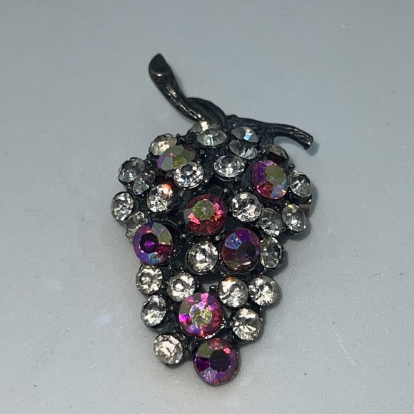 Vintage Rhinestone Grape Fruit Brooch Pin maximalist unique boho indie retro - Picture 3 of 11